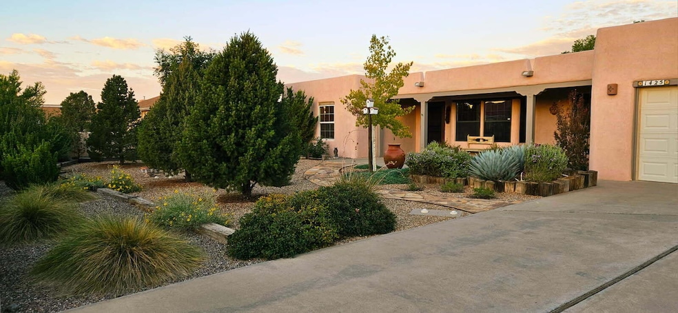 1425 Crestview Dr SW, Los Lunas, NM 87031 - photo 1