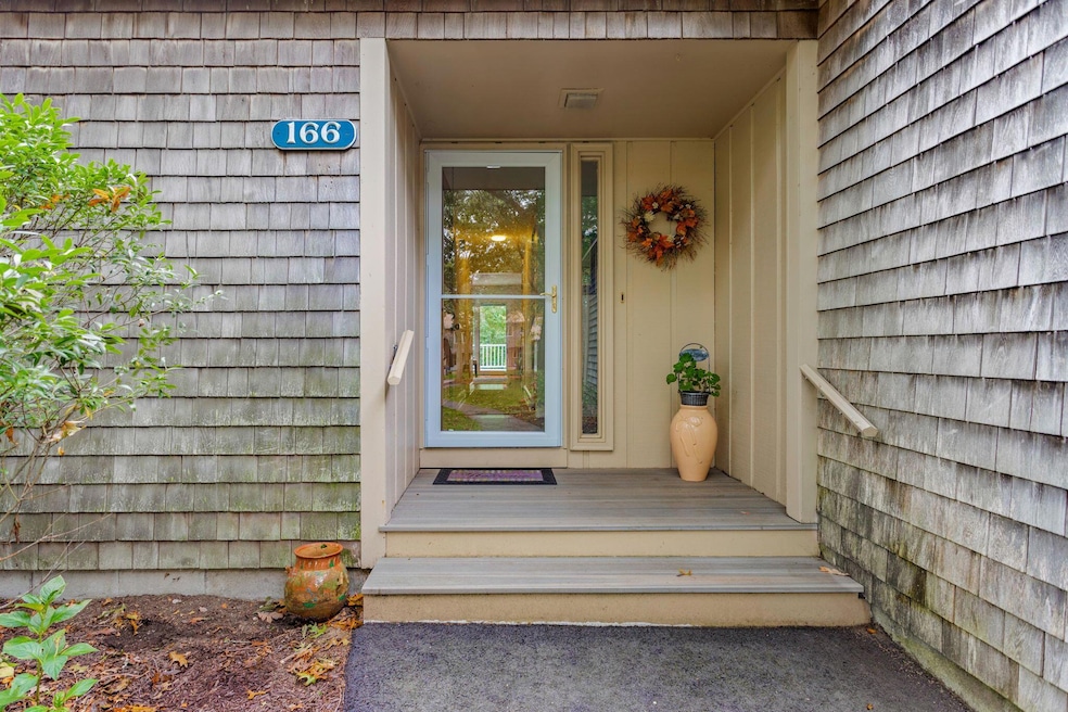 3-web-or-mls-166 Bay Front Way Hi Res-20
