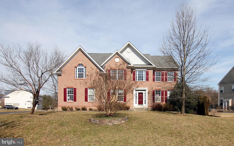 6105 Strawberry Glenn Ct, Glenn Dale, MD 20769 - photo 1