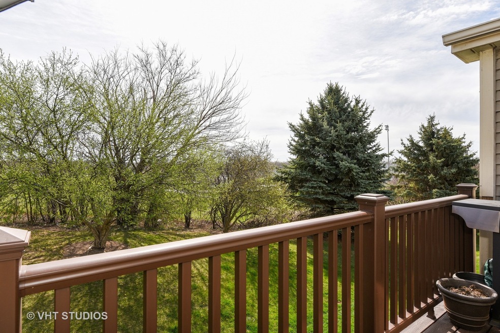 305 Buckingham Cir unit C, Elgin, IL 60120 - photo 1