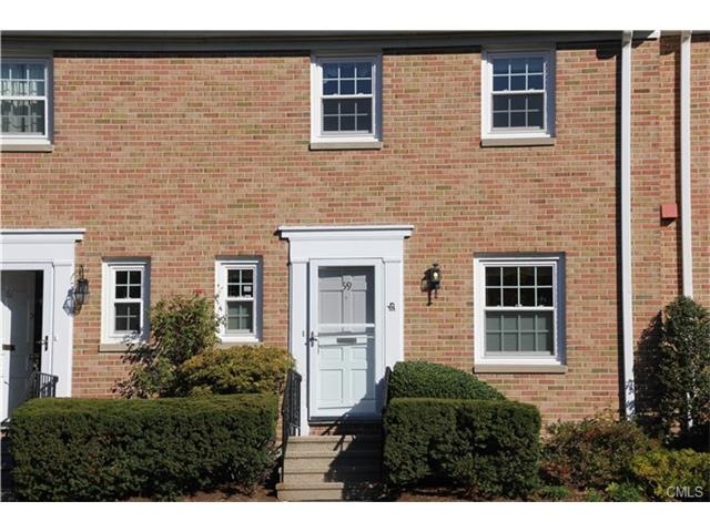 2 BR townhouse with detached garage and additional