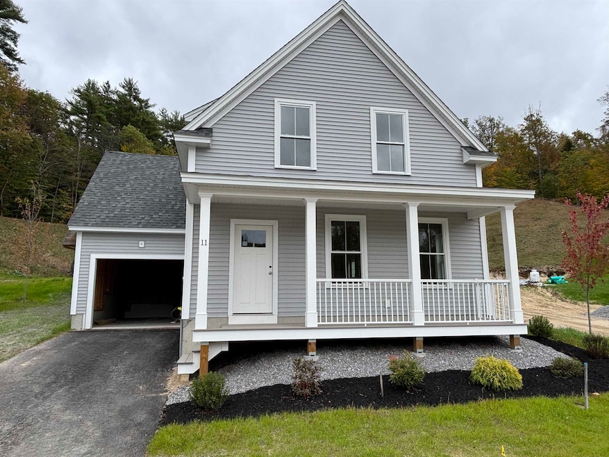 11 Woodmans Lane