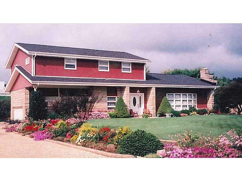 924 Mcknight Rd, Indiana, PA 15701 - photo 1