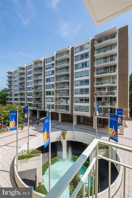 Riverside unit A615, Washington, DC 20024 - photo 1