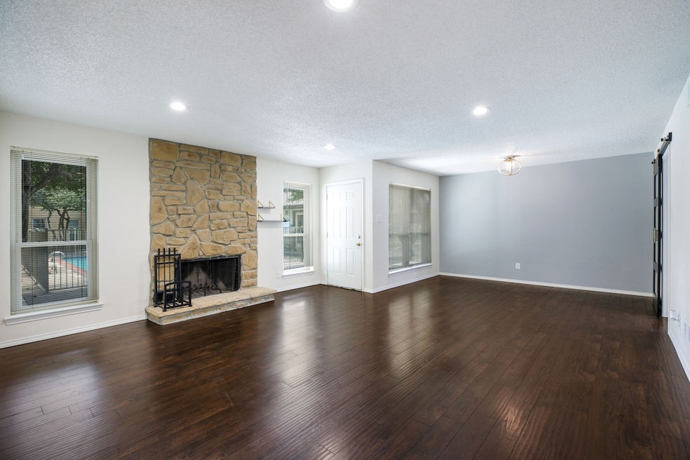 For Sale $225,000 • Co-Listing Agent