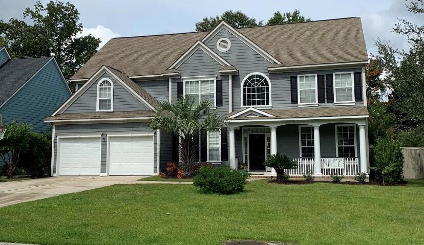 2168 Tall Grass Front of House