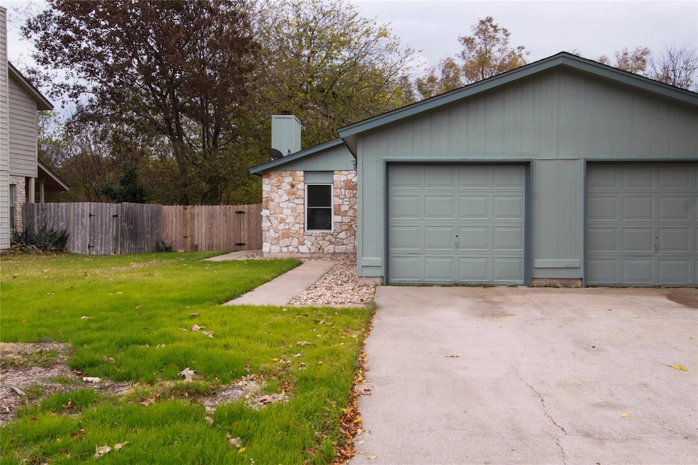 12609 Turtle Rock Rd unit B, Austin, TX 78729 - photo 1