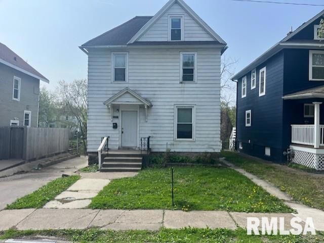1015 Arlington Ct, Davenport, IA 52803 - photo 1