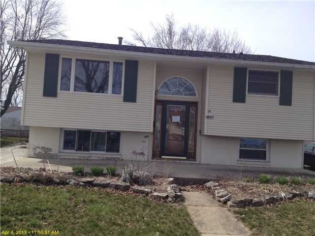 3963 Randell Rd, Columbus, OH 43228 - photo 1