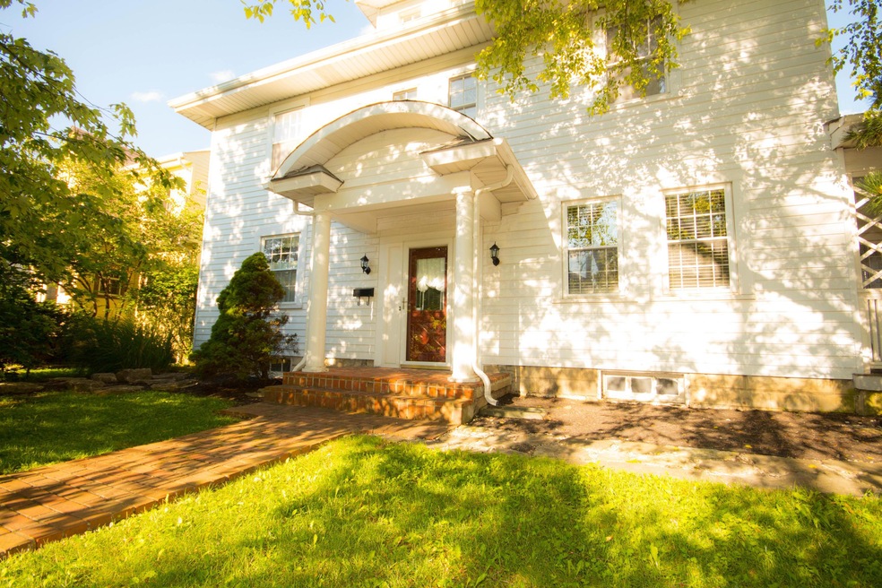 110 S Roys Ave, Columbus, OH 43204 - photo 1