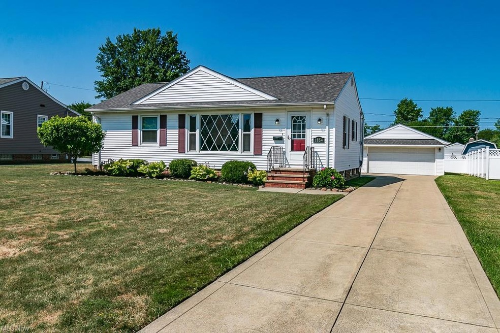 1854 Rush Rd, Wickliffe, OH 44092 - photo 1