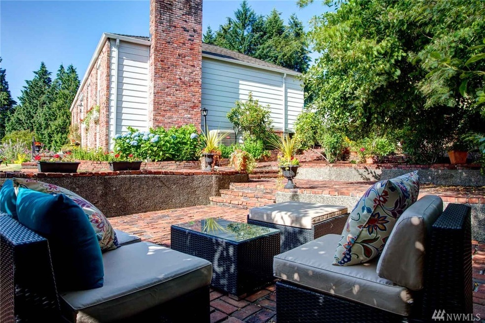 9228 SE 59th St, Mercer Island, WA 98040 - photo 1