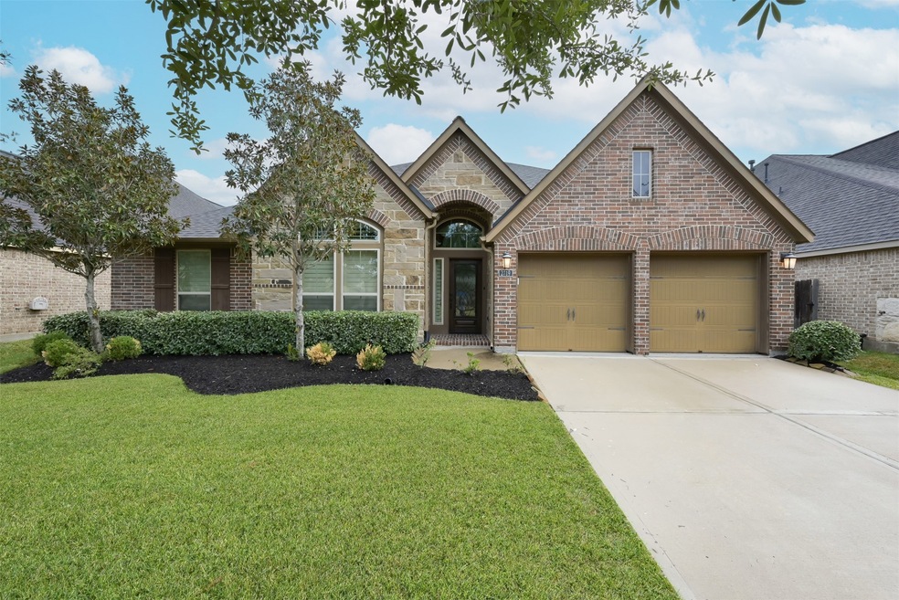 Stunning Perry home is filled with fabulous features both inside and out. Find four spacious bedrooms, three full baths, a study, a game room, an open family room, breakfast area and an immaculate island kitchen. You'll also find brick on all four sides, a covered patio and large fenced yard with a sprinkler system. Fantastic curb appeal, ideal location in Firethorne less than a half-mile from the community park and pool, close to shopping, dining and more. Call today for your private​​‌​​​​‌​​‌‌​​​‌​​‌‌​‌‌‌​​‌‌​‌‌‌​‌​​​‌‌​ showing.