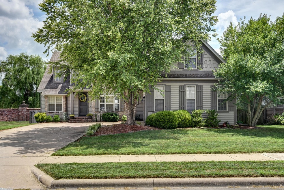 3516 N Wakefield Dr-1