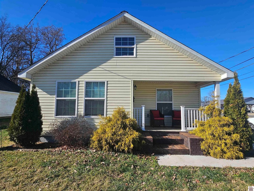 800 Elm St, Benton, KY 42025 - photo 1