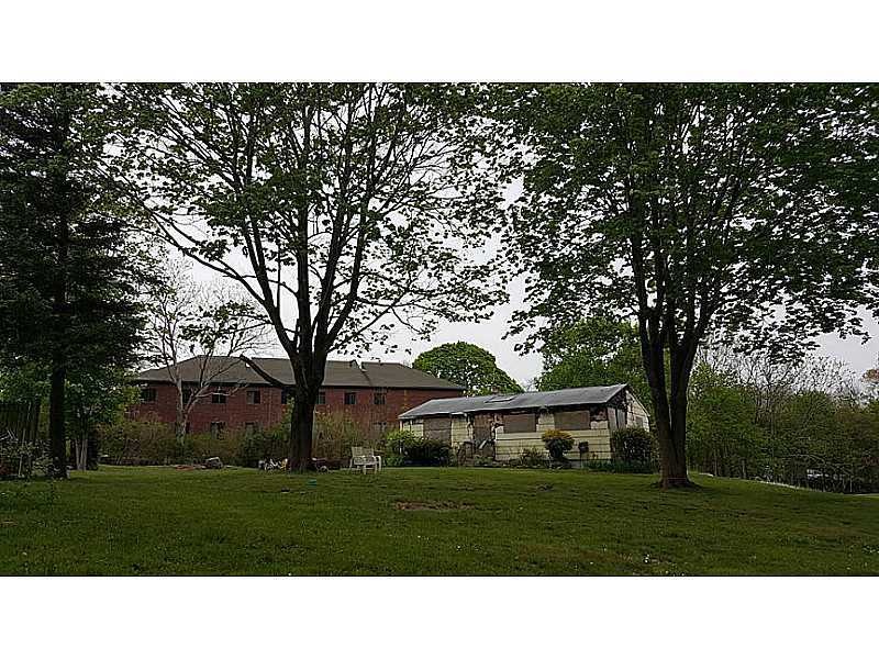 1907 Kingstown Rd, Wakefield, RI 02879 - photo 1