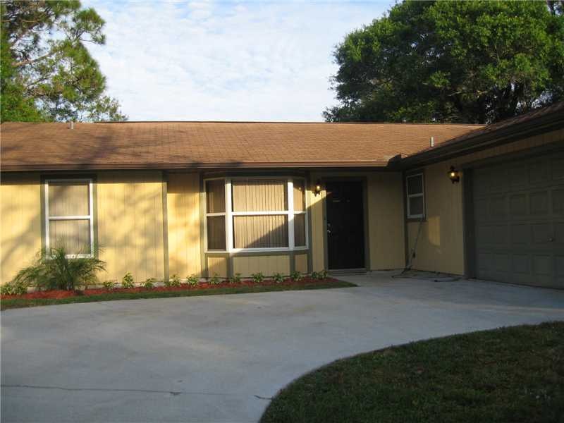 573 Browning Terrace, Sebastian, FL 32958 - photo 1