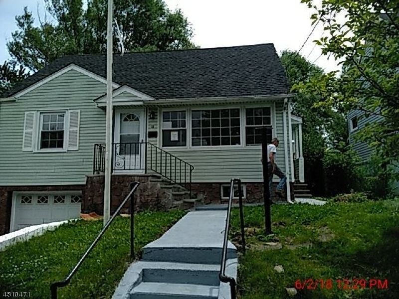 13 Scoles Place, Passaic, NJ 07055 - photo 1