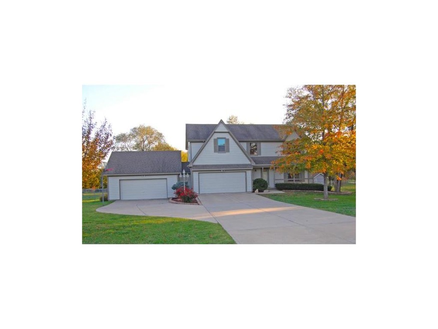 21435 W 197th St, Spring Hill, KS 66083 - photo 1