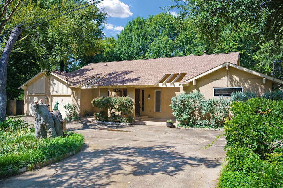 For Sale $595,000 • Co-Listing Agent