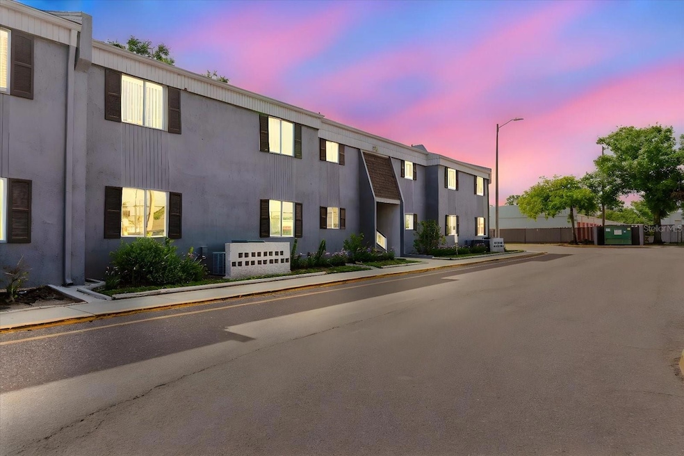 4030 Cortez Dr unit C, Tampa, FL 33614 - photo 1