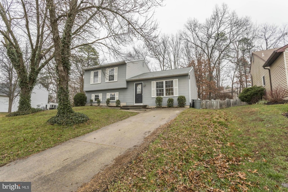 5026 Tartan Hill Rd, Perry Hall, MD 21128 - photo 1