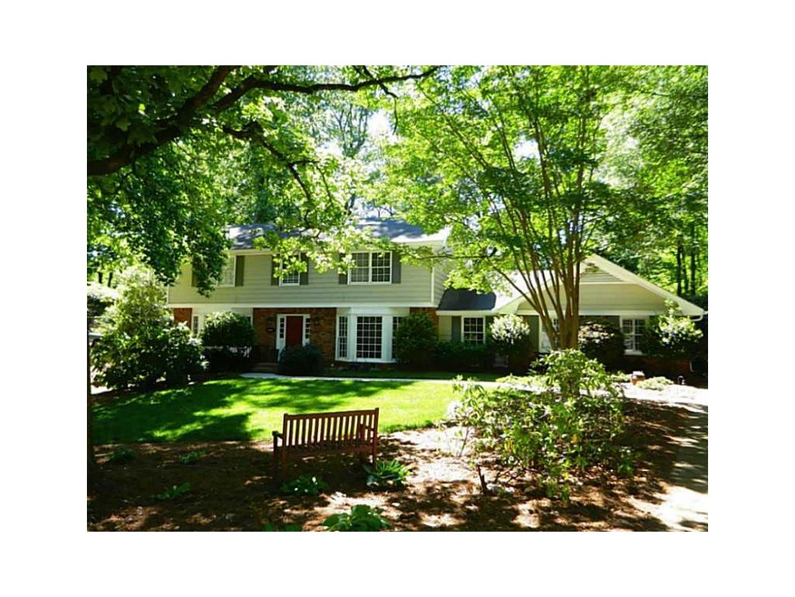 Exterior Front. Fantastic Home in Vanderlyn! Lovel