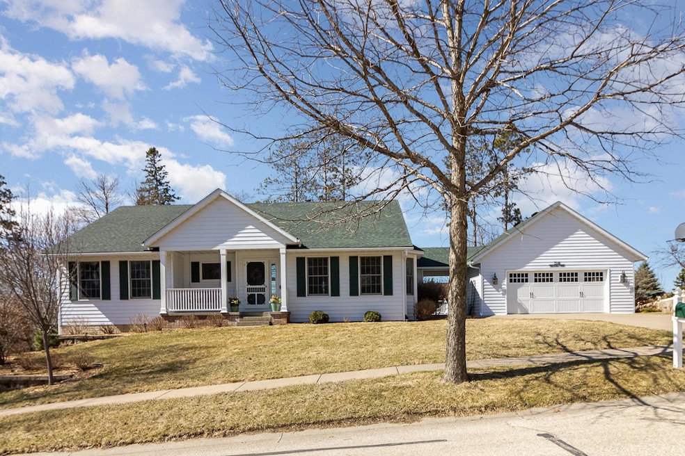 Sold $580,000 • Co-Listing Agent