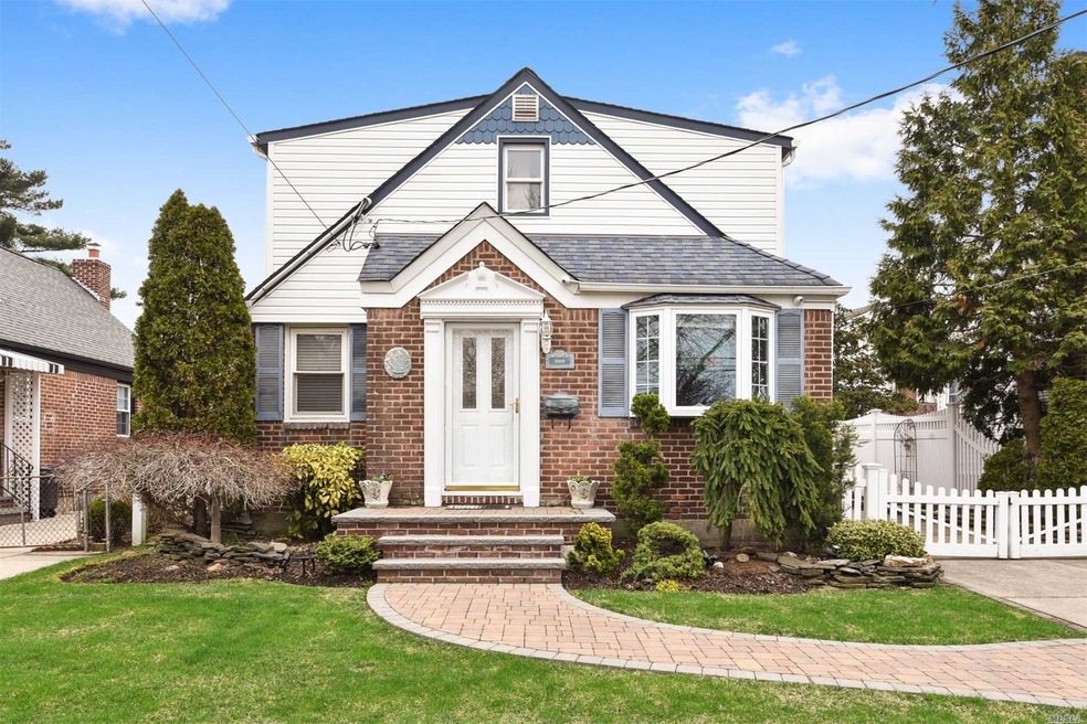 288 Kensington Rd S, Garden City, NY 11530 - photo 1