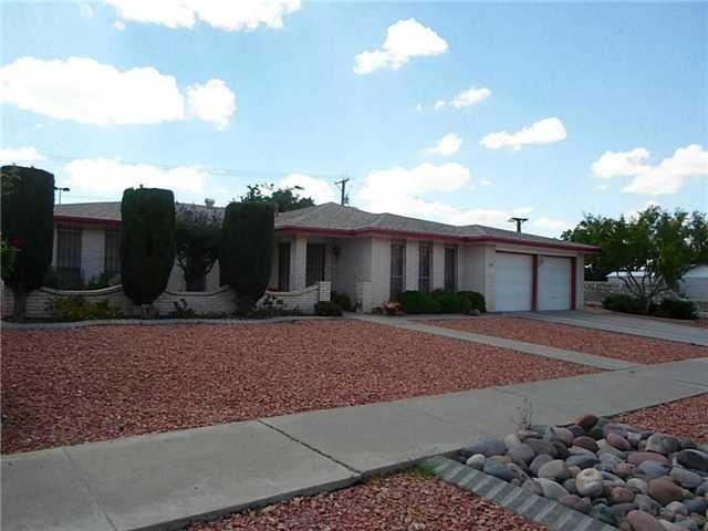 1799 Billy Casper Dr, El Paso, TX 79936 - photo 1