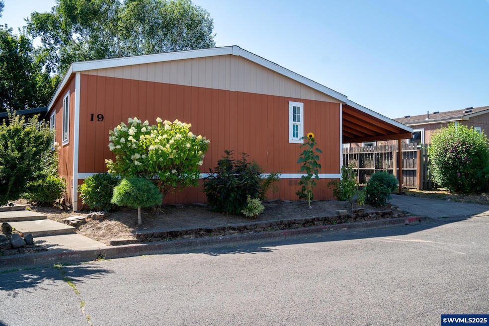 300 S Everest Rd, Newberg, OR 97132 - photo 1