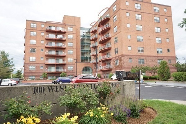 The Montclair Condominiums unit 516, Quincy, MA 02171 - photo 1