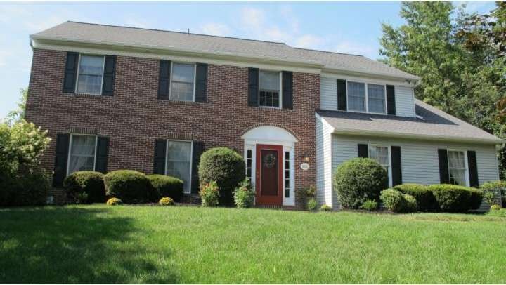 901 Brookmont Cir, Malvern, PA 19355 - photo 1