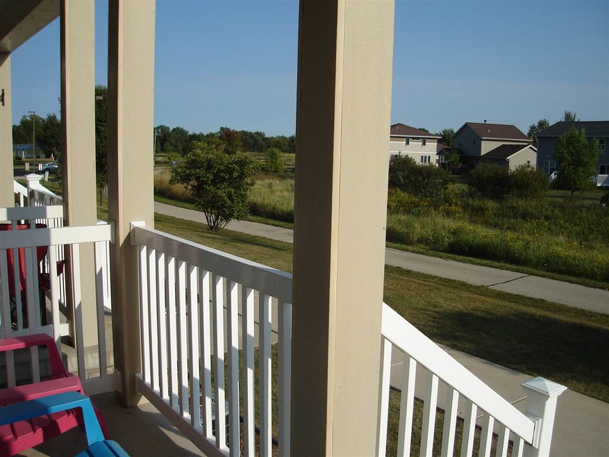 76 S Gardens Way unit 407, Fitchburg, WI 53711 - photo 1