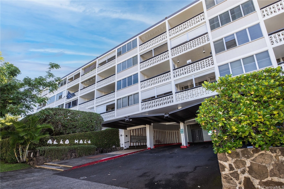 1619 Kamamalu Ave unit 301, Honolulu, HI 96813 - photo 1