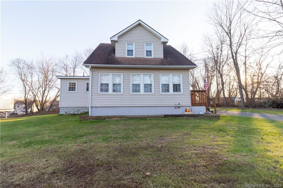 18 Weymouth Rd, Enfield, CT 06082 - photo 1