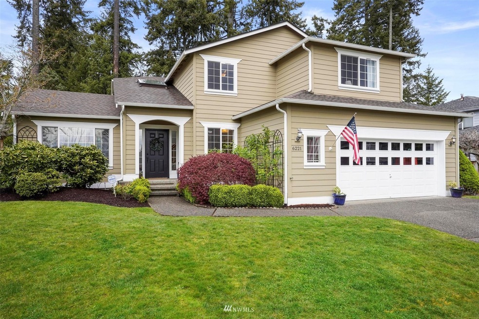 6221 56th Street Ct W, University Place, WA 98467 - photo 1