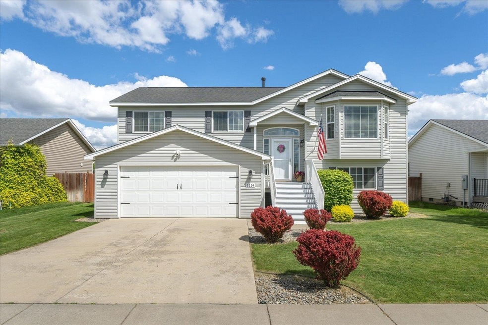 1114 Tara Lee Ave, Medical Lake, WA 99022 - photo 1