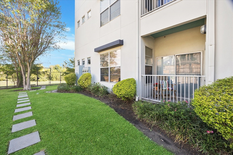 For Rent $1,600/month