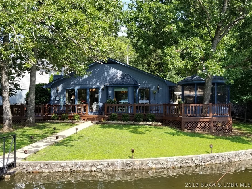 1403 Robin Hood Ln, Roach, MO 65787 - photo 1