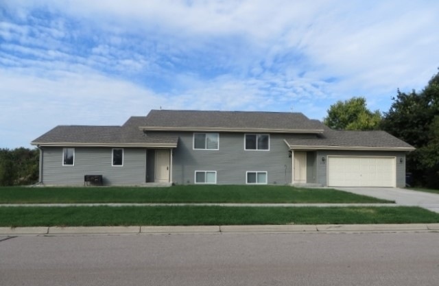 1230 Fir St, Janesville, WI 53546 - photo 1