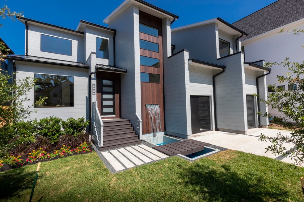 5030 Bayou Ridge Dr, Houston, TX 77092 - photo 1