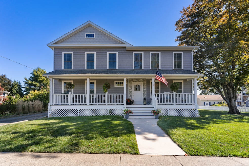 Sold $1,280,000 • Co-Listing Agent