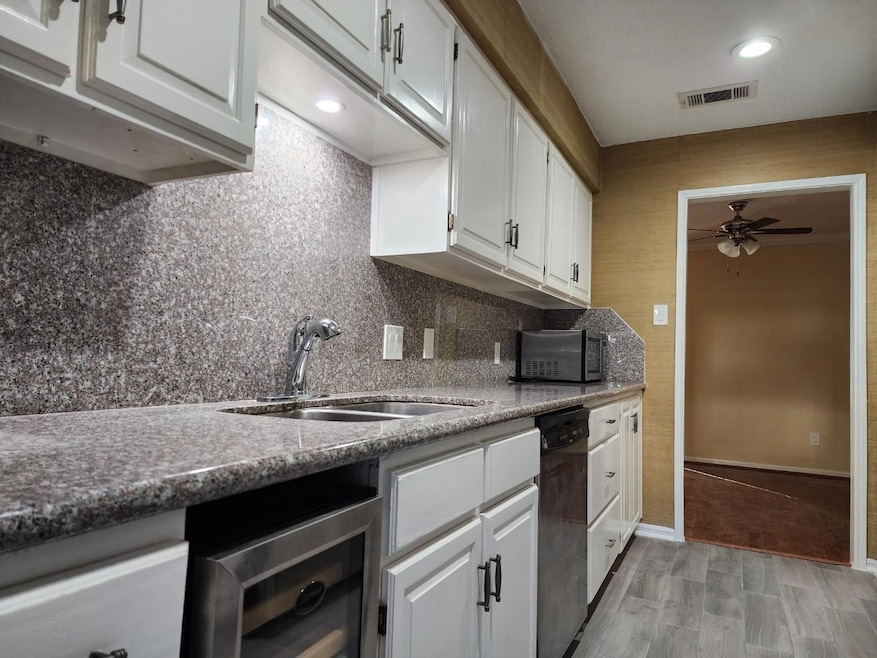 1343 Country Place Dr, Houston, TX 77079 - photo 1