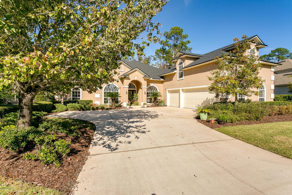 01 Front of Home