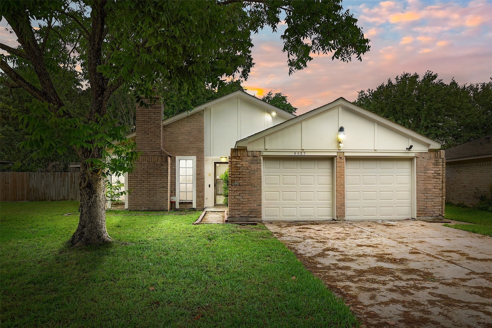6827 Cloud Swept Ln, Houston, TX 77086 - photo 1