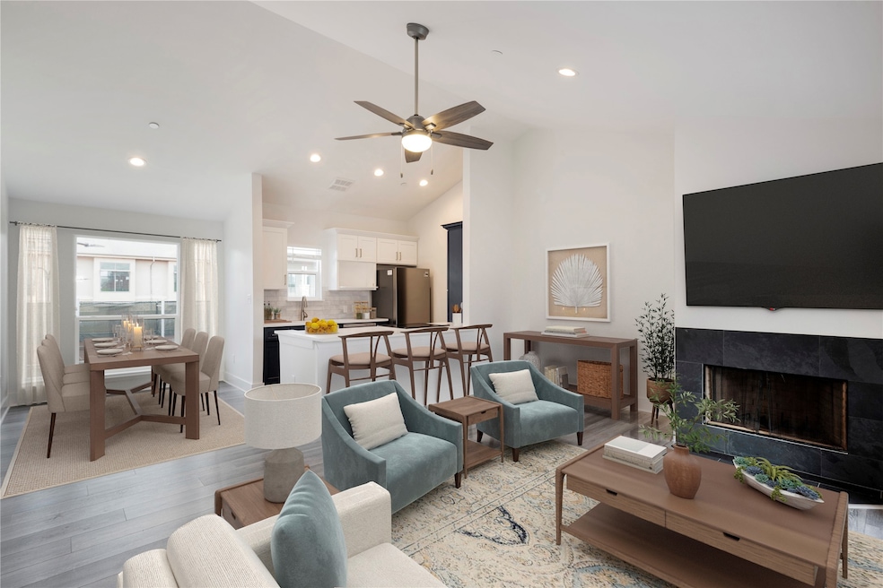 For Sale $324,000 • Co-Listing Agent