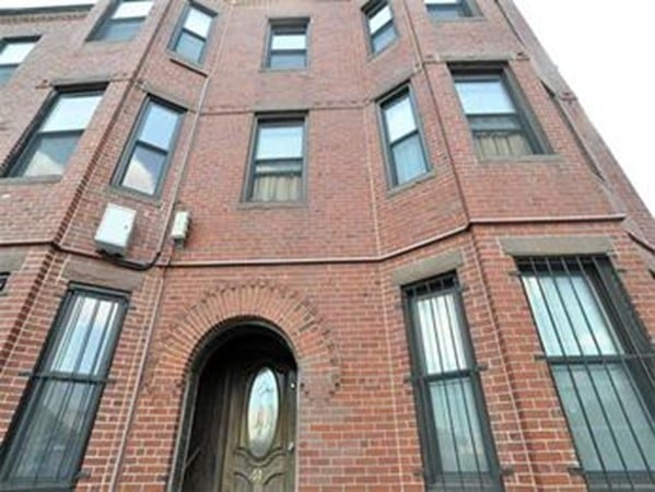 41 Thorndike St unit 1, Boston, MA 02118 - photo 1