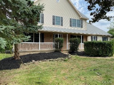 2005 Clarendon Dr, Easton, PA 18040 - photo 1