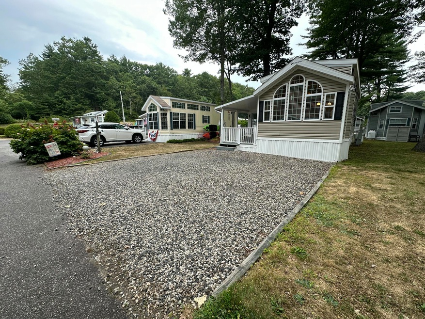 150 Chapel Rd unit 722, Wells, ME 04090 - photo 1